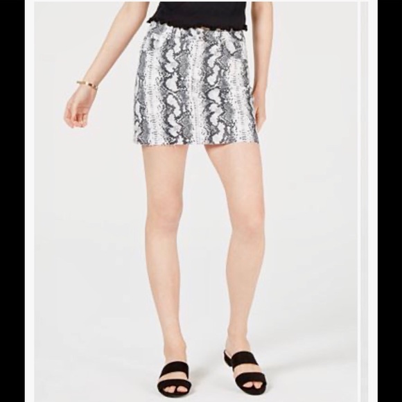 juniors black denim skirt